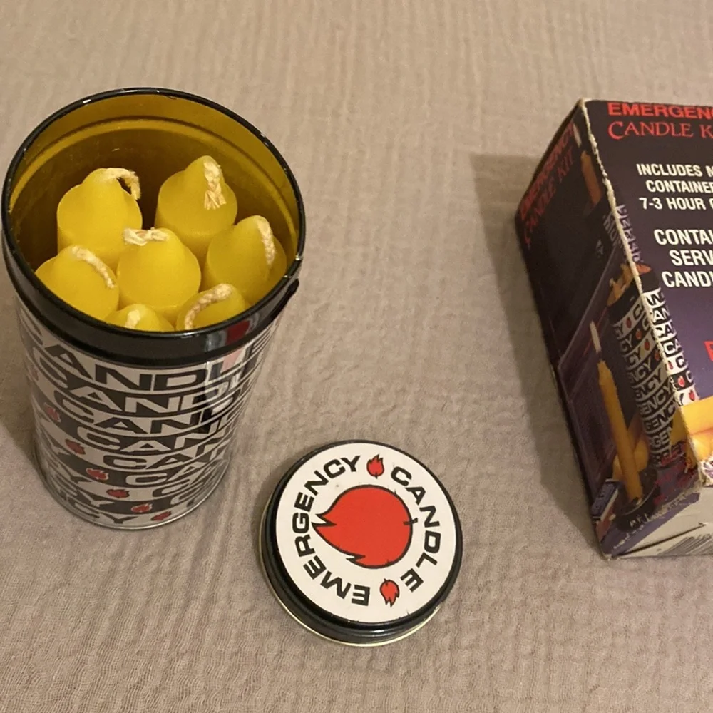Vintyge Emergency Candle Kit Metal Container with 7 Yellow Candles. New